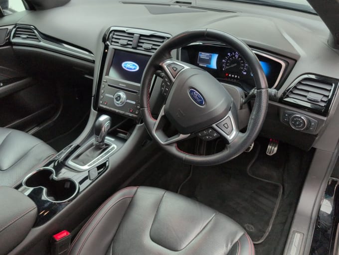 2025 Ford Mondeo
