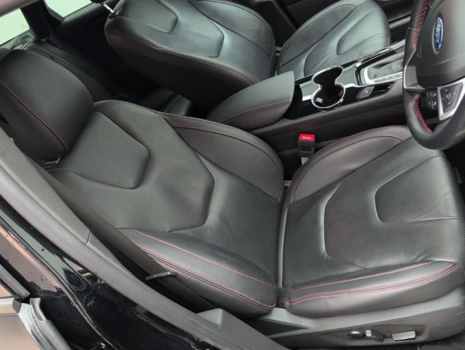 2025 Ford Mondeo