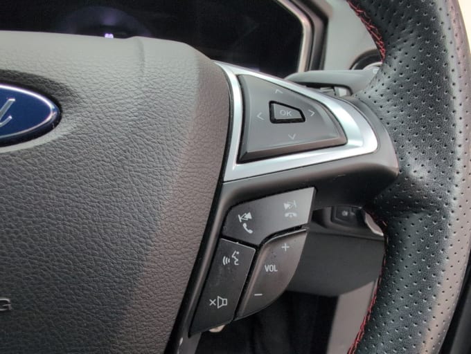 2025 Ford Mondeo