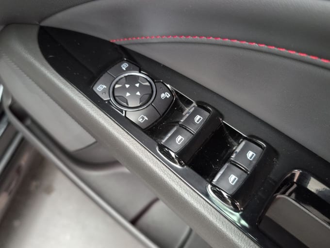 2025 Ford Mondeo