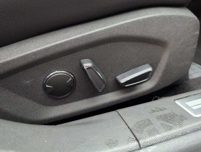 2025 Ford Mondeo