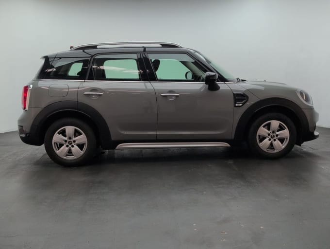 2025 Mini Countryman