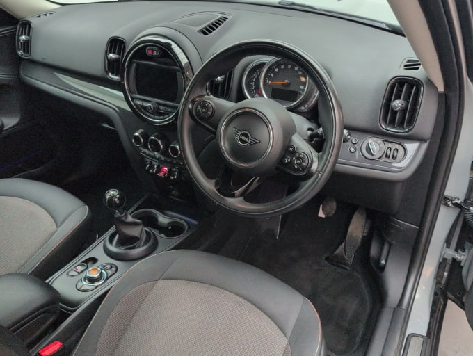 2025 Mini Countryman