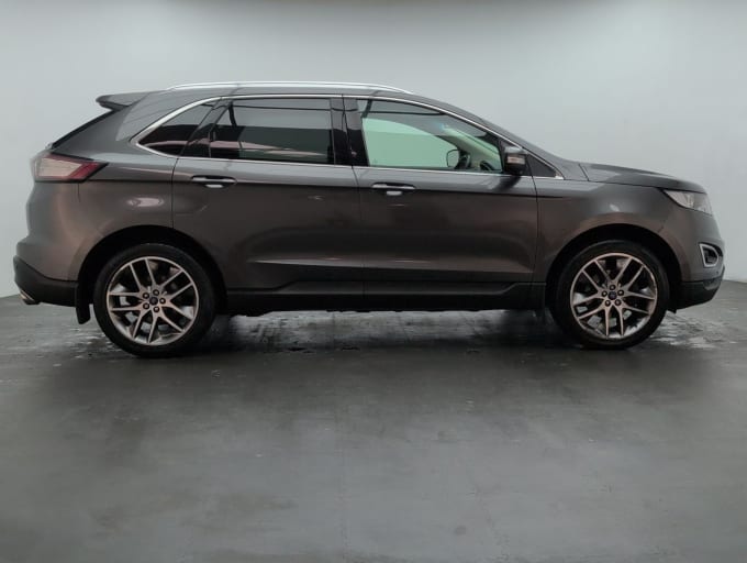 2025 Ford Edge