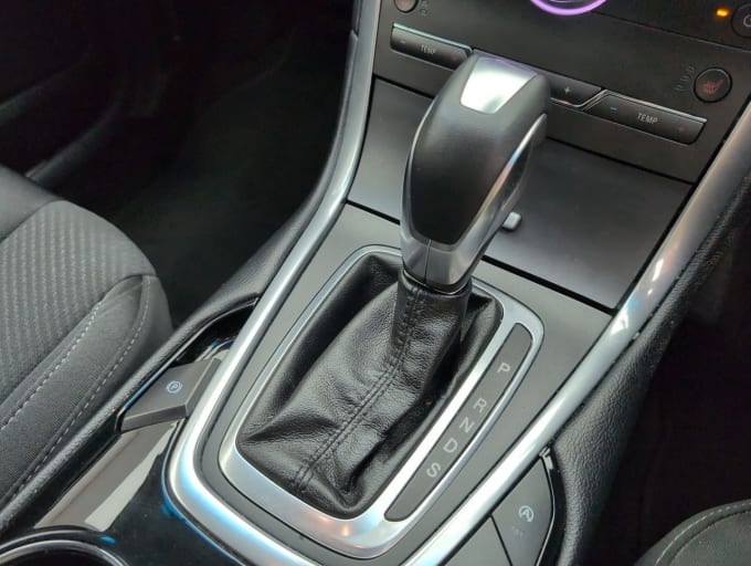 2025 Ford Edge