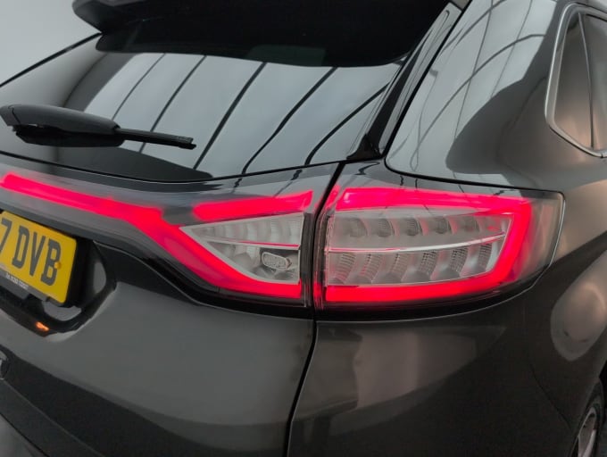2025 Ford Edge