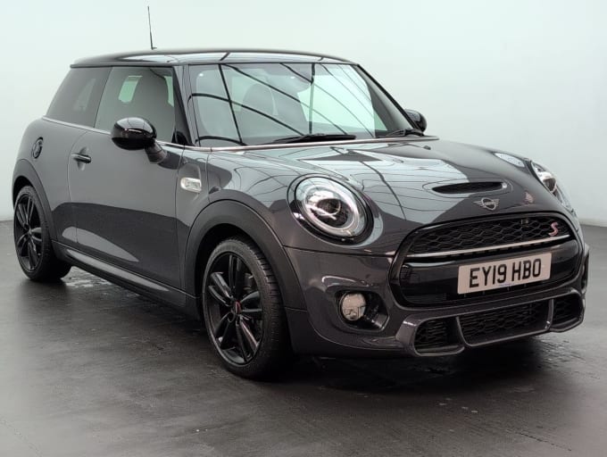 2025 Mini Hatch