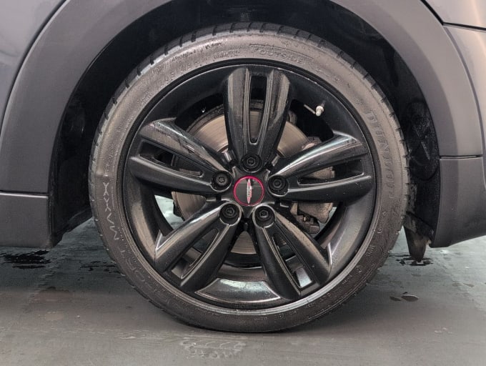 2025 Mini Hatch