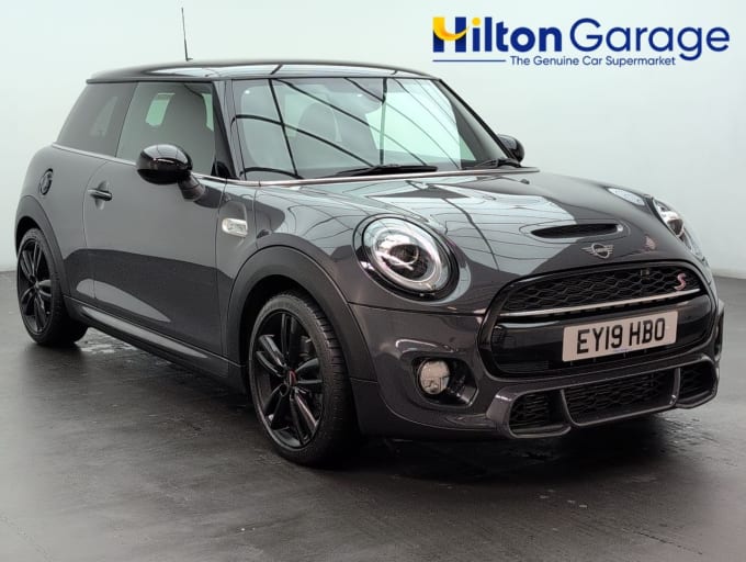 2025 Mini Hatch