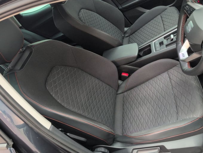 2025 Seat Leon