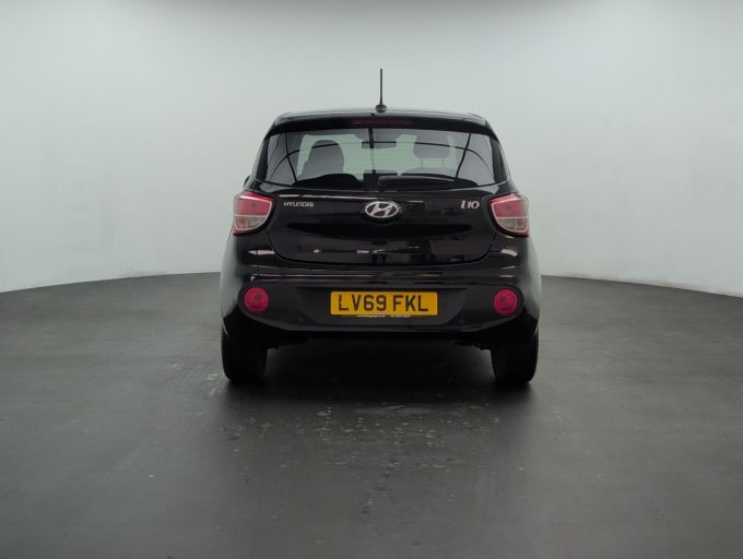 2025 Hyundai I10