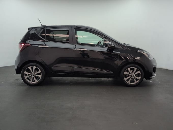 2025 Hyundai I10