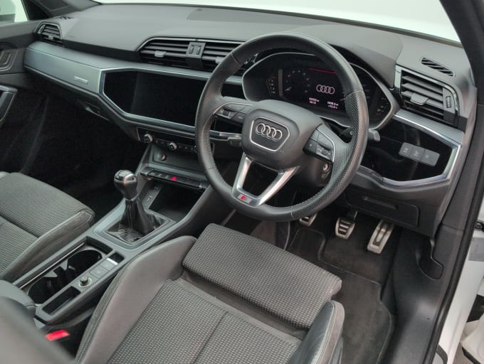 2025 Audi Q3