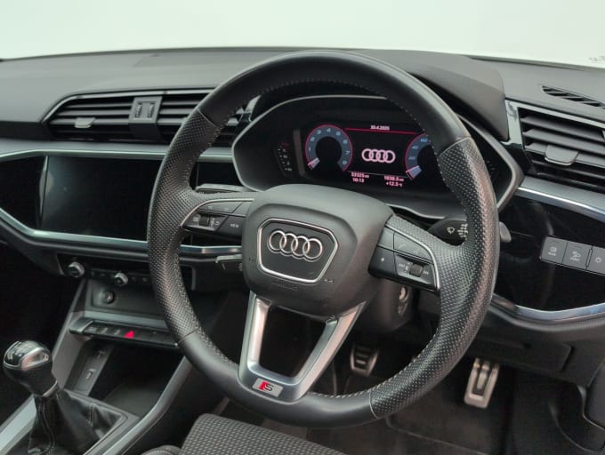 2025 Audi Q3