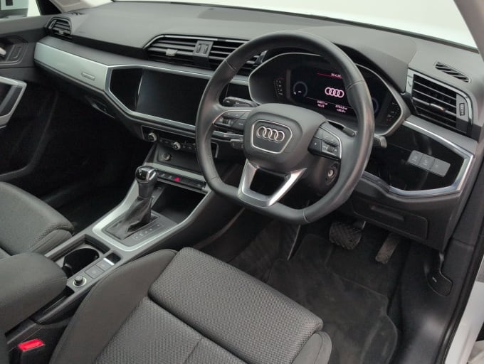 2025 Audi Q3