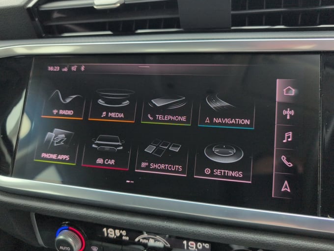 2025 Audi Q3