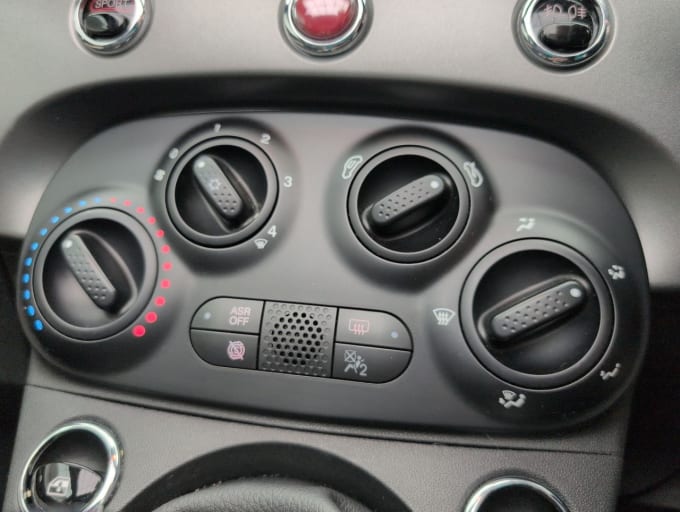 2025 Fiat 500c