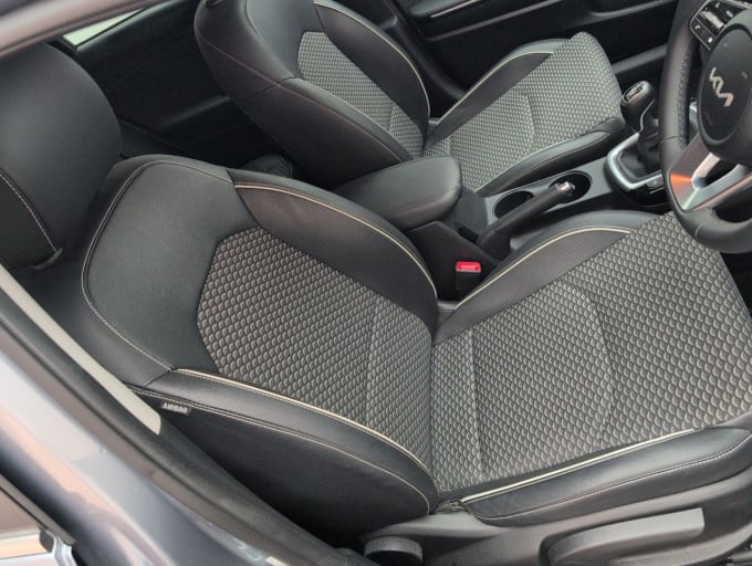 2025 Kia Ceed