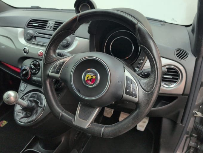 2025 Abarth 595