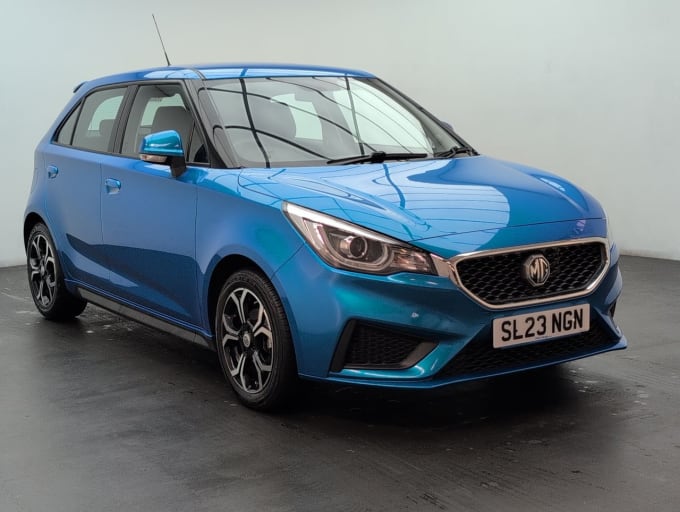 2025 Mg Mg3