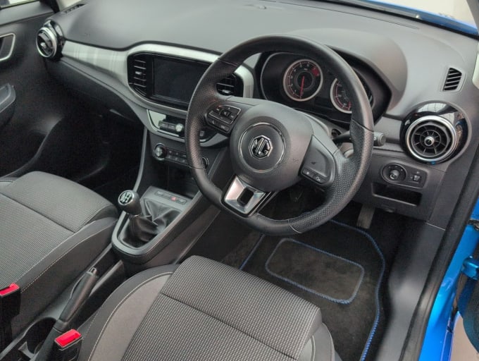 2025 Mg Mg3