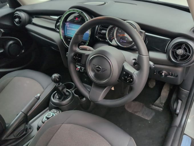2025 Mini Hatch