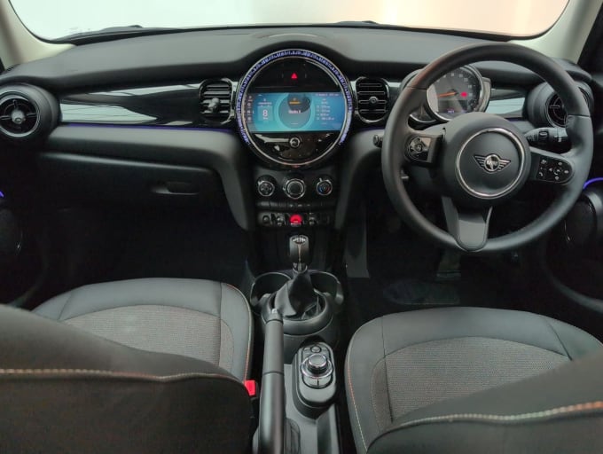 2025 Mini Hatch