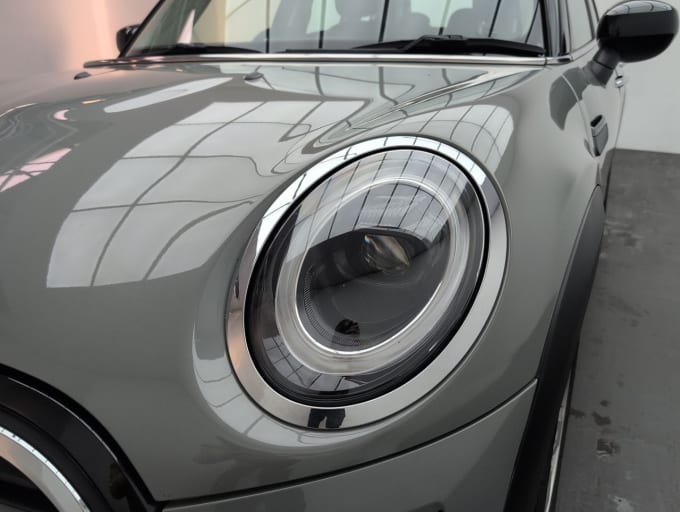2025 Mini Hatch