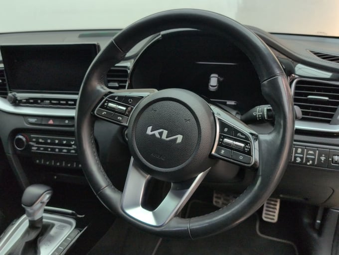 2025 Kia Xceed