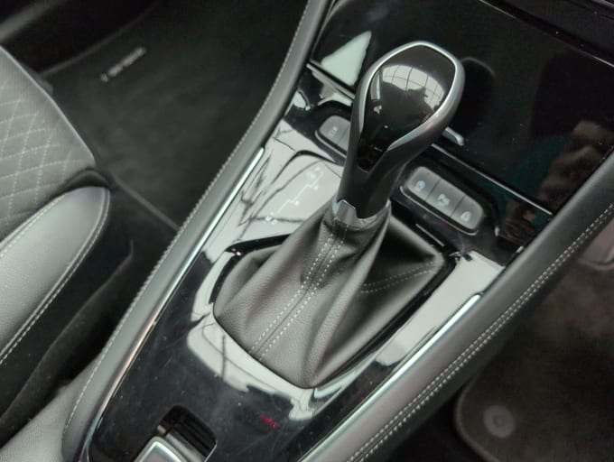 2025 Vauxhall Grandland X