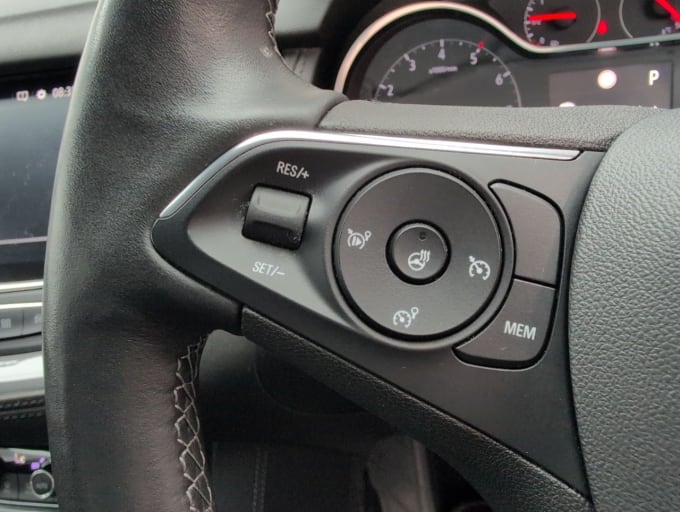 2025 Vauxhall Grandland X