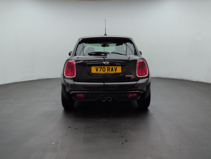 2025 Mini Hatch