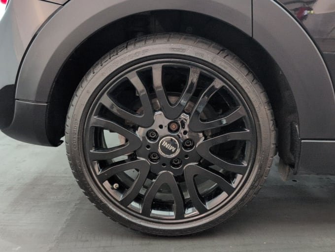 2025 Mini Hatch