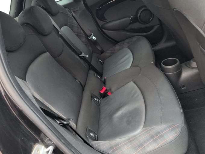 2025 Mini Hatch
