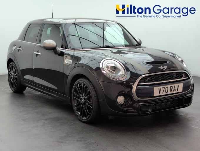 2025 Mini Hatch