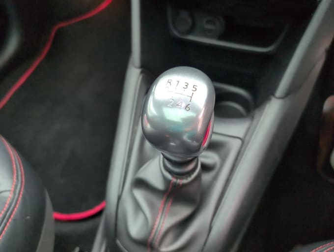 2025 Peugeot 208