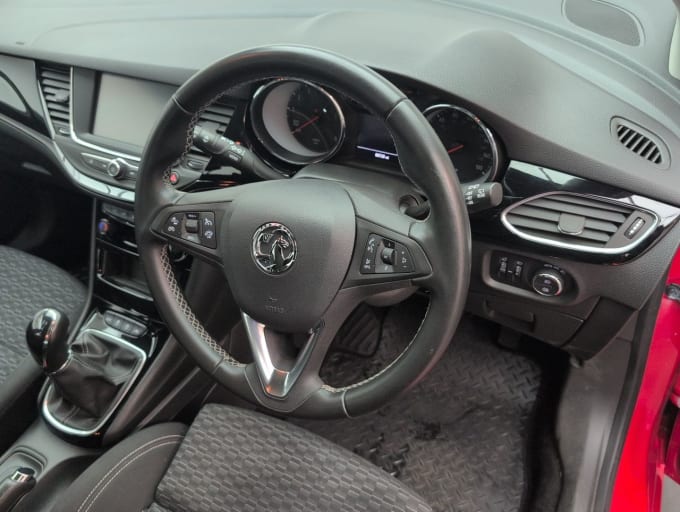 2025 Vauxhall Astra