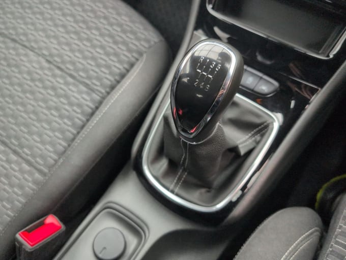 2025 Vauxhall Astra