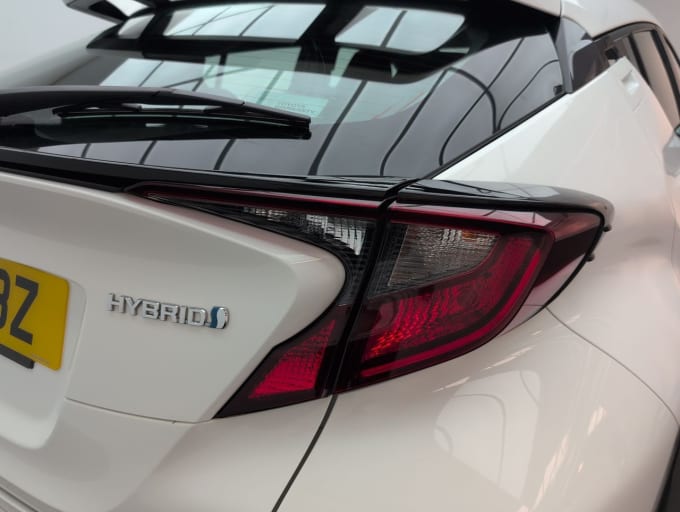 2025 Toyota C-hr