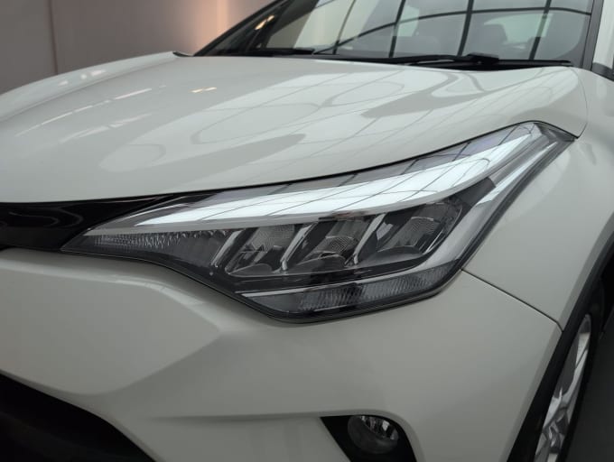 2025 Toyota C-hr