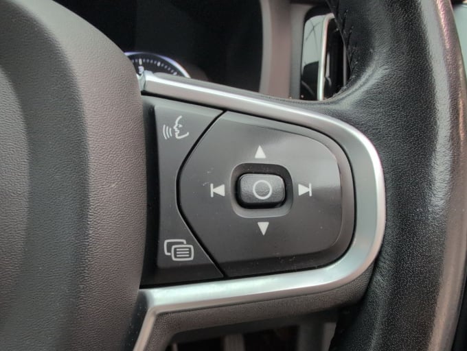 2025 Volvo Xc60