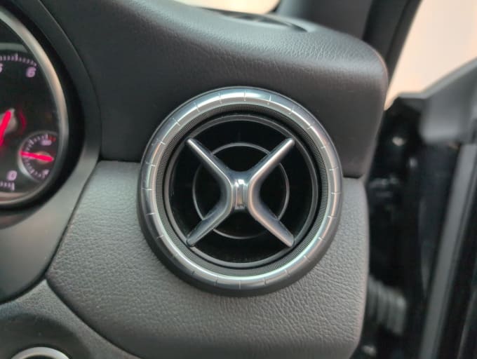 2025 Mercedes-benz Cla