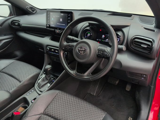 2025 Toyota Yaris