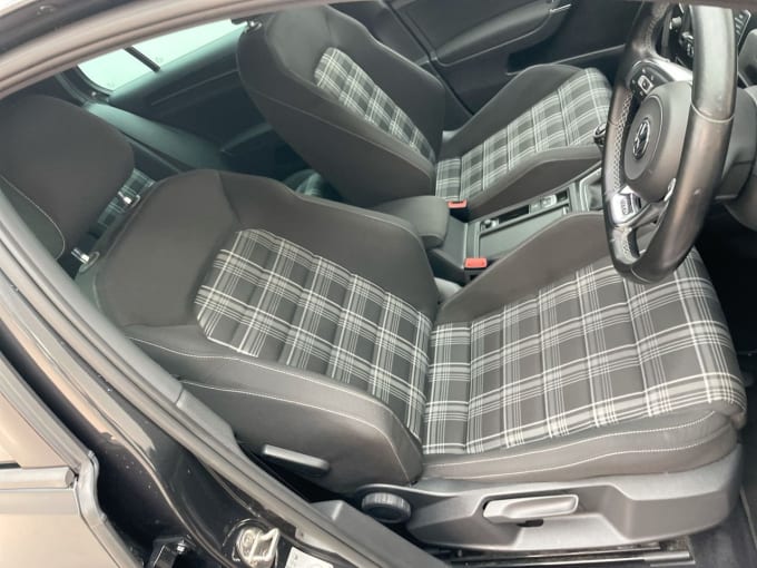 2025 Volkswagen Golf
