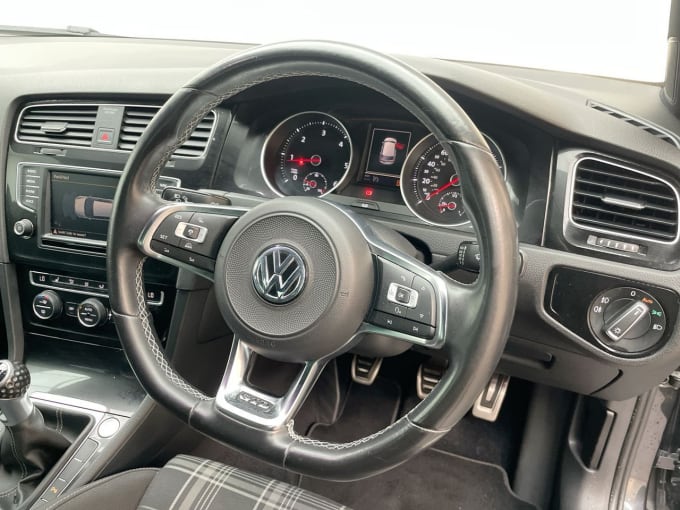 2025 Volkswagen Golf