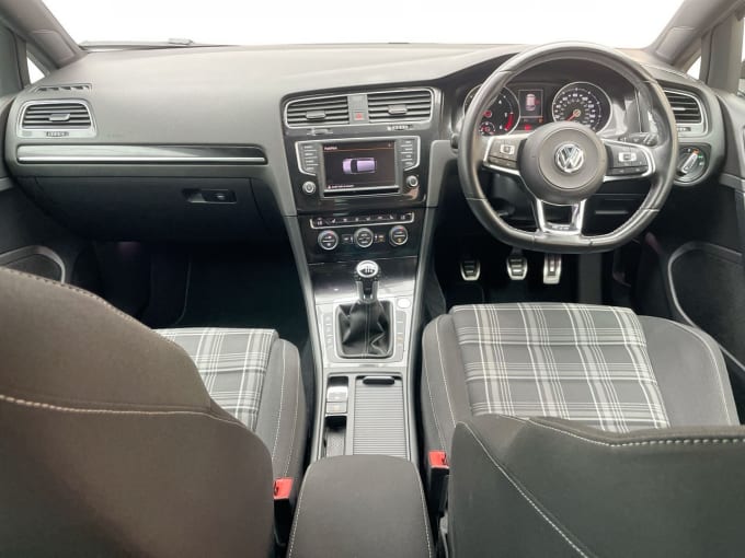 2025 Volkswagen Golf