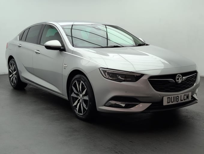 2025 Vauxhall Insignia