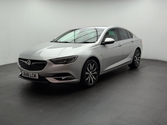 2025 Vauxhall Insignia