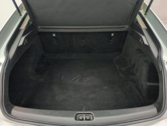 2025 Vauxhall Insignia