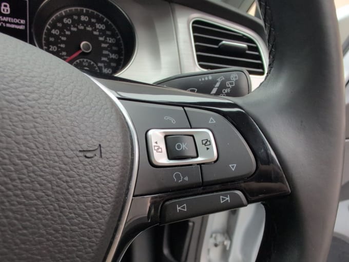 2025 Volkswagen Golf